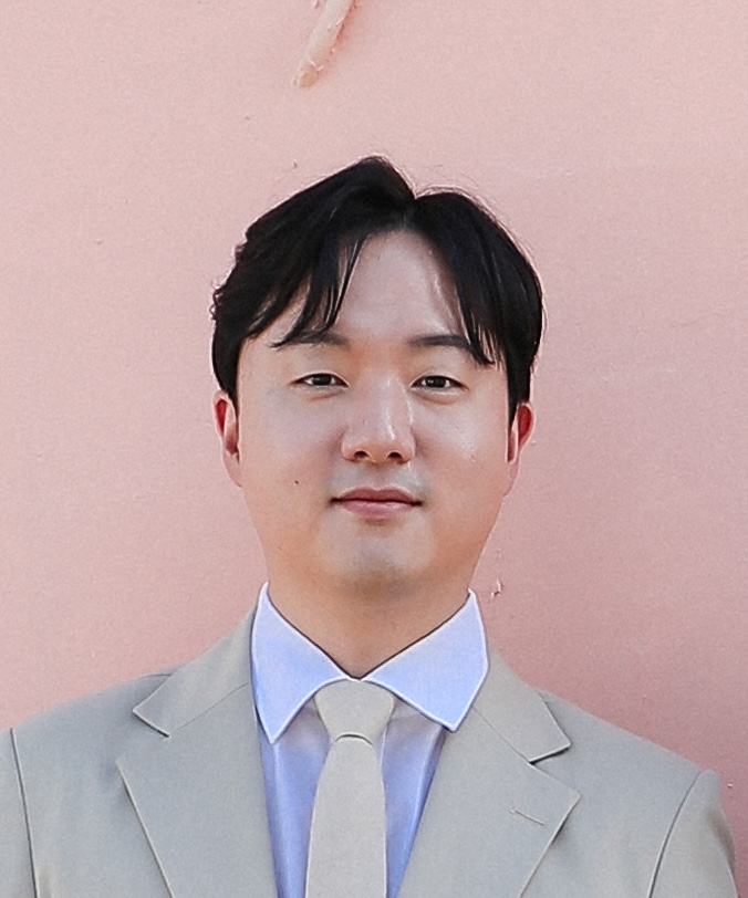 Sanghyuk Lee